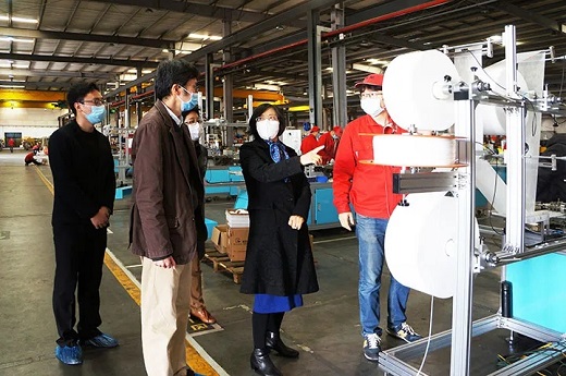 青浦区政协主席李华桂等向导莅临上海优发国际调研